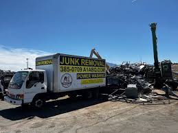 Best Office Cleanout  in Fairfield, AL