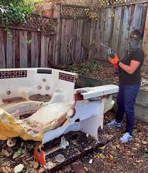 Best Garage Cleanout  in Fairfield, AL
